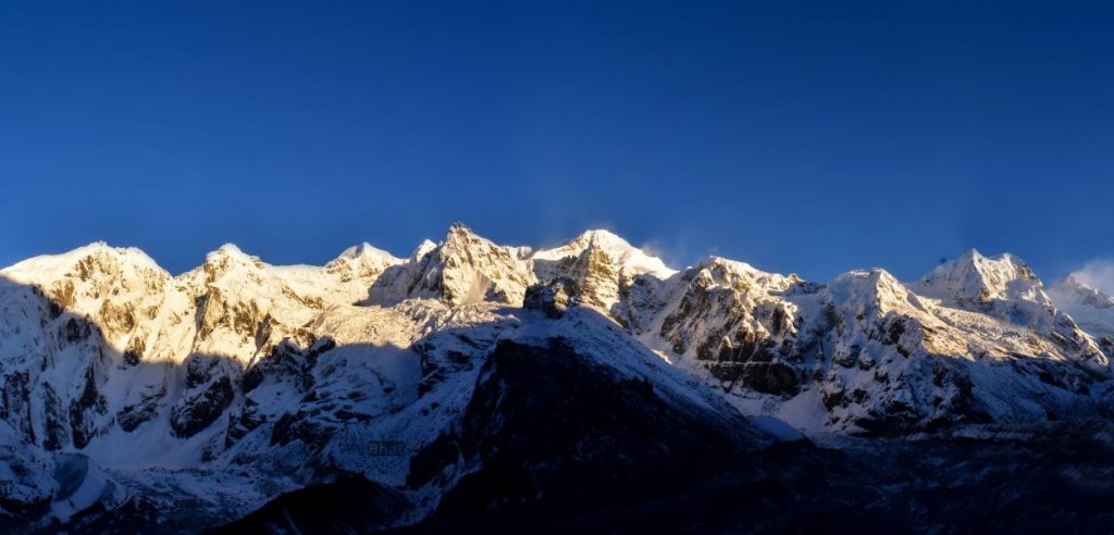 Kanchenjunga Trekking