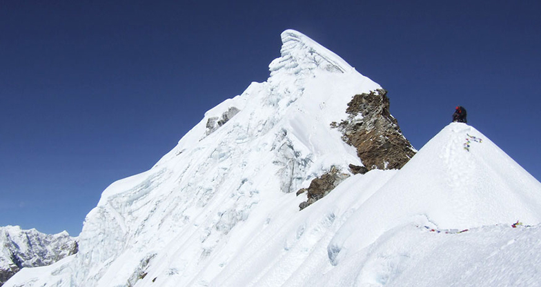 Everest Base Camp - Lobuche East Peak Climbing