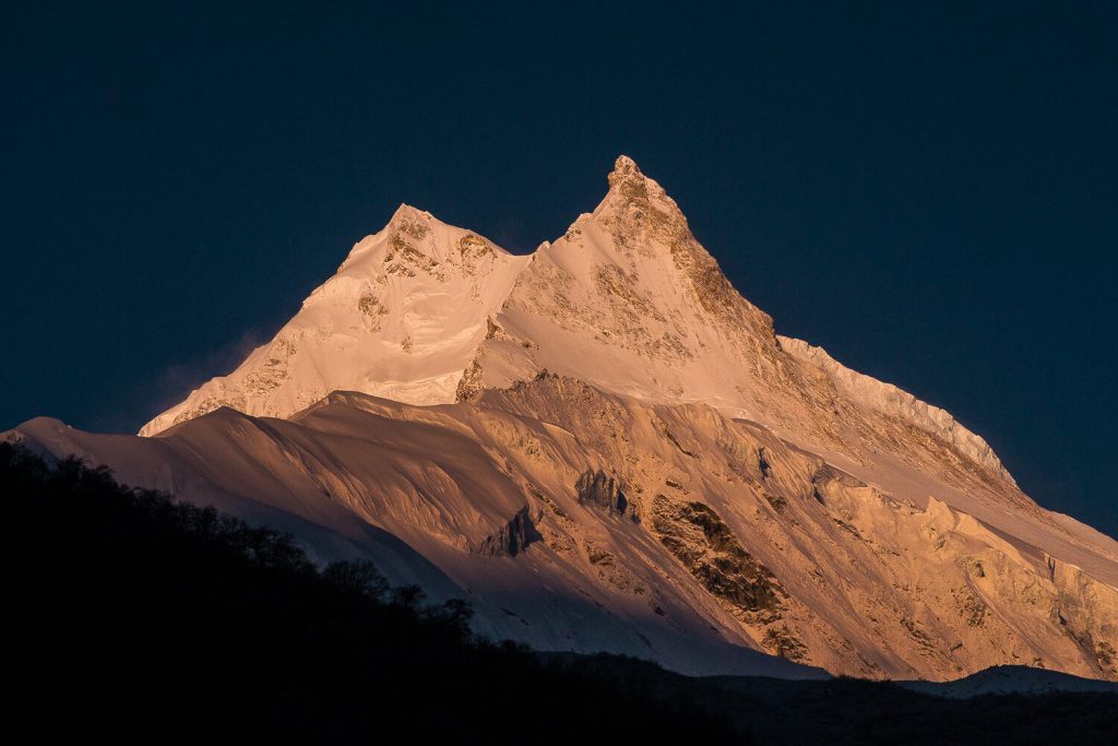 Manaslu-Tsum Valley Trek