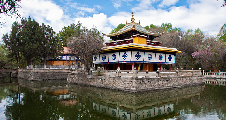 Monastic Lhasa City Tour